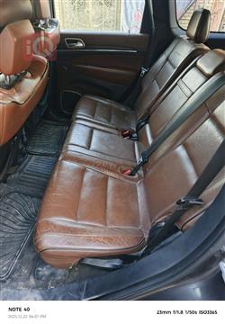 جيب جراند شيروكي